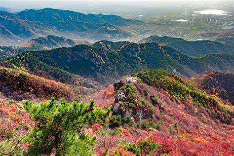 山東哪個山有名：群峰的綺麗與地域特色之解讀